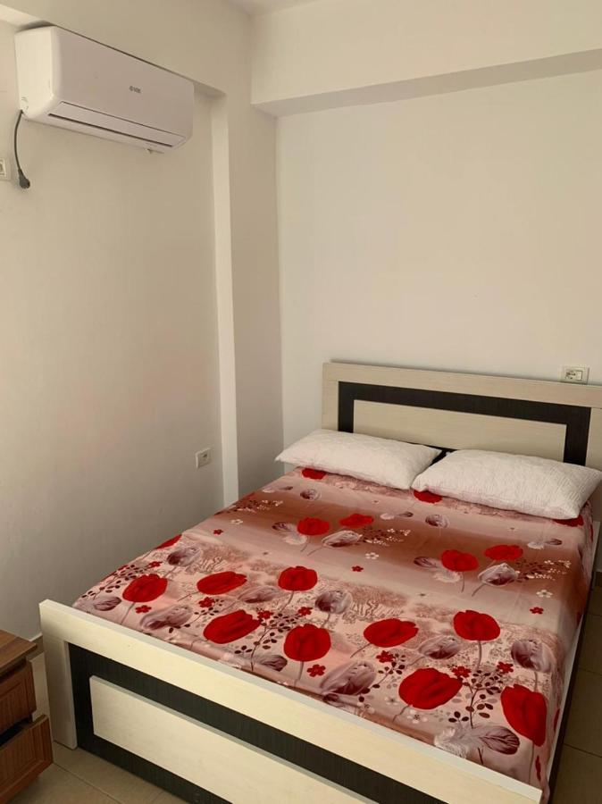 Denaj House Hotel Himare Exterior foto